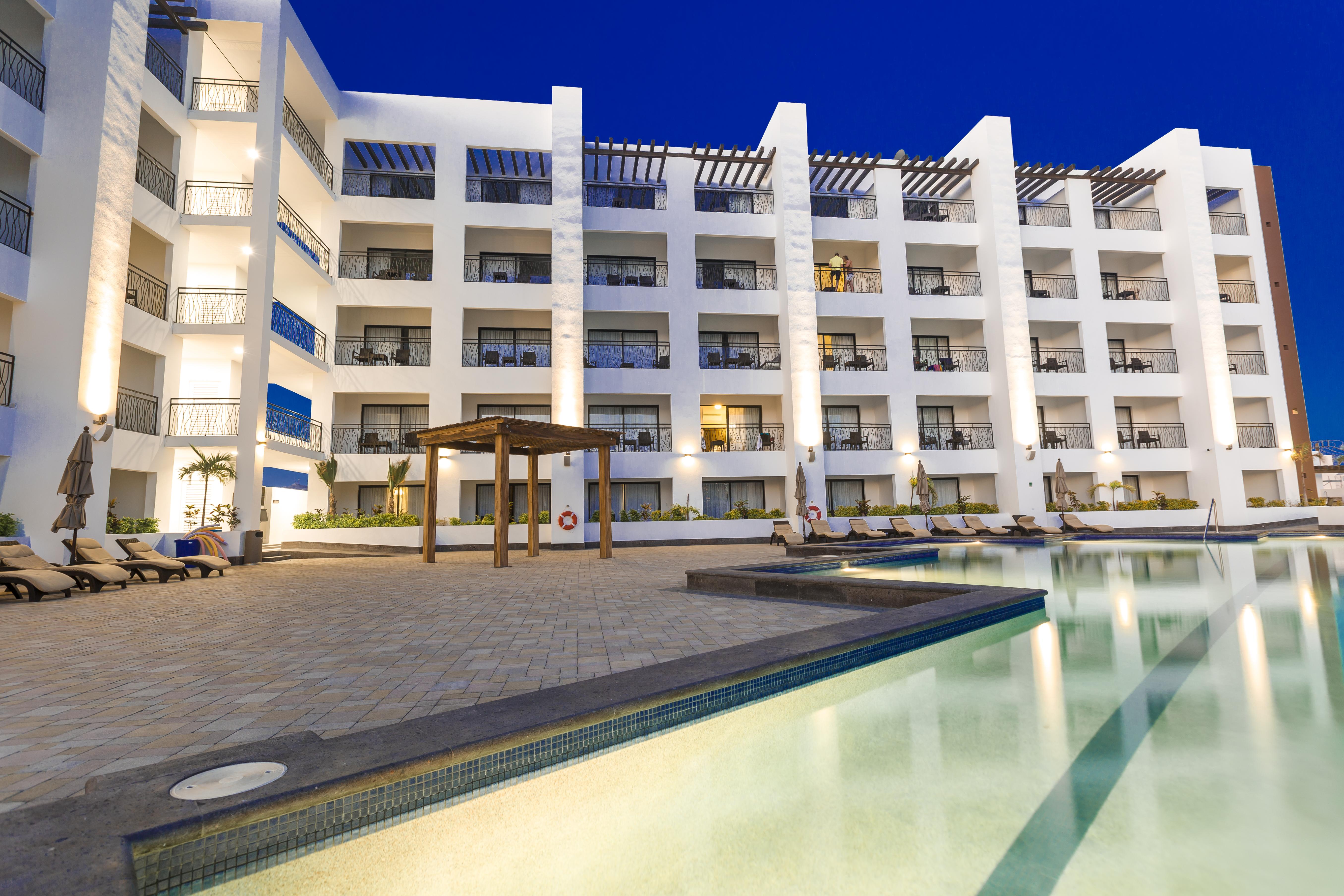 Medano Hotel And Spa 卡波圣卢卡斯 外观 照片